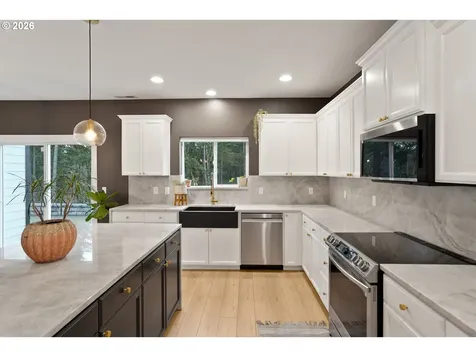 19724 Desantis Lane SE Silverton OR 97381