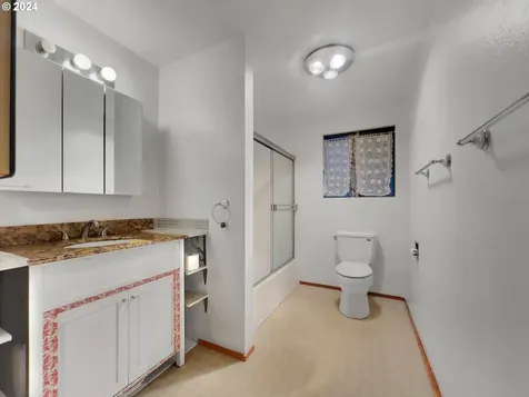57205 Gladewood Road Coquille OR 97423