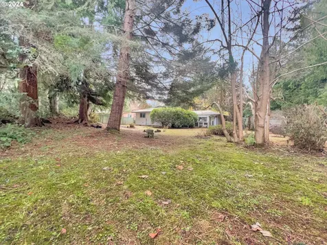 57205 Gladewood Road Coquille OR 97423