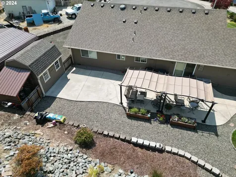 1397 Ne Lisa Way Myrtle Creek OR 97457