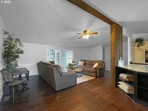 440 S 6th Street Toledo WA 98591