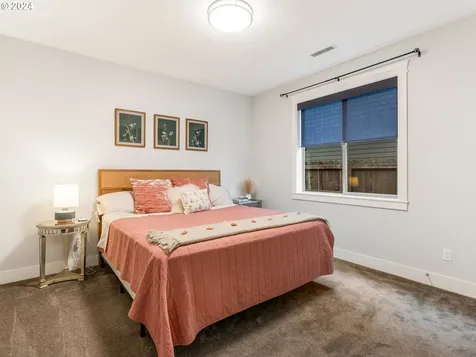 14007 Ne 52nd Avenue Vancouver WA 98686