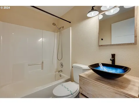 424 Washington Street Woodland WA 98674