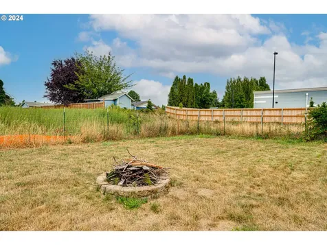 424 Washington Street Woodland WA 98674