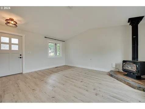 424 Washington Street Woodland WA 98674