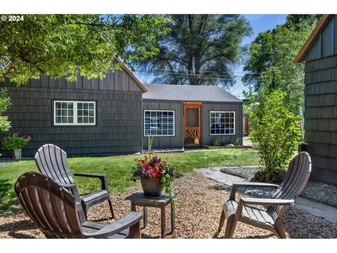 844 NE 3rd Street Prineville OR 97754