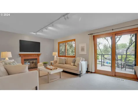 11603 Sw Vacuna Court Portland OR 97219