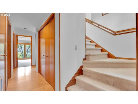 11603 Sw Vacuna Court Portland OR 97219