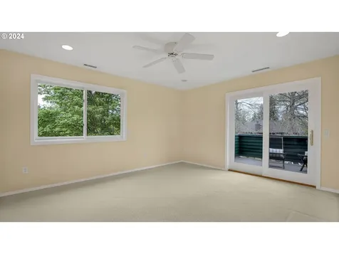 11603 Sw Vacuna Court Portland OR 97219