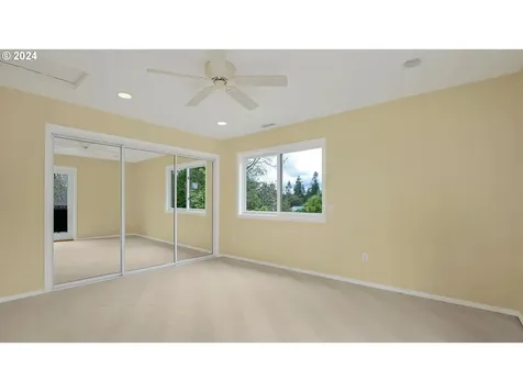 11603 Sw Vacuna Court Portland OR 97219