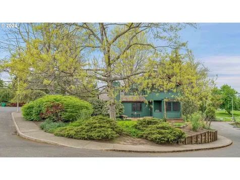 11603 Sw Vacuna Court Portland OR 97219