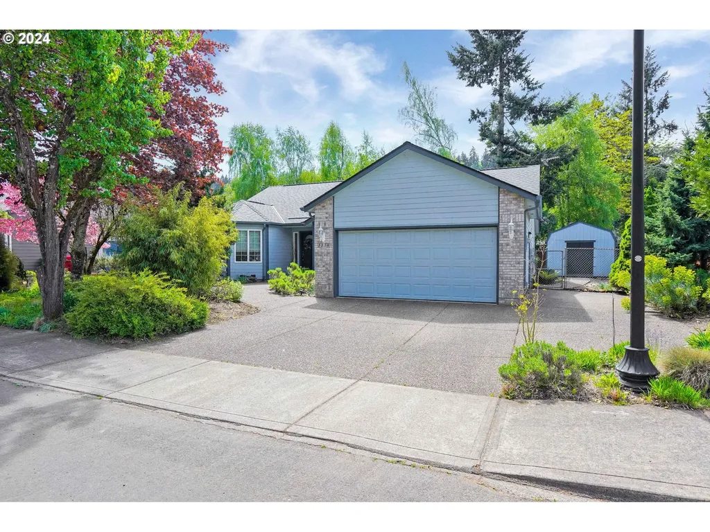 1130 Enstad Lane Silverton OR 97381