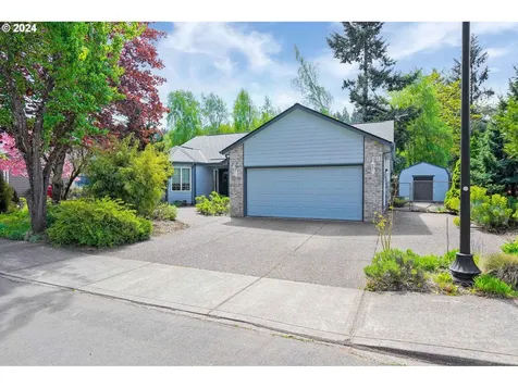 1130 Enstad Lane Silverton OR 97381