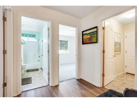 1130 Enstad Lane Silverton OR 97381