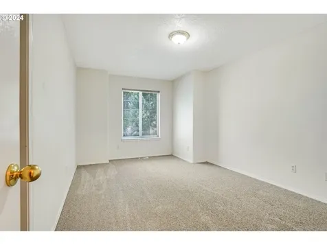 1130 Enstad Lane Silverton OR 97381
