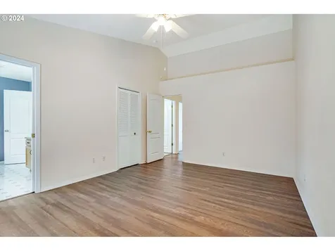1130 Enstad Lane Silverton OR 97381