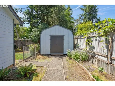 1130 Enstad Lane Silverton OR 97381