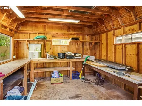 1130 Enstad Lane Silverton OR 97381