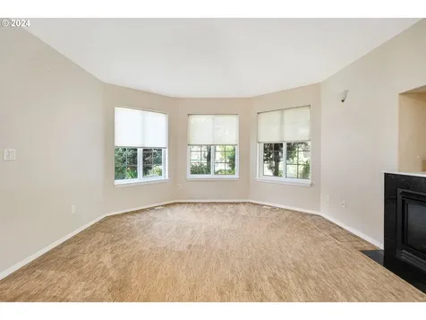 1130 Enstad Lane Silverton OR 97381