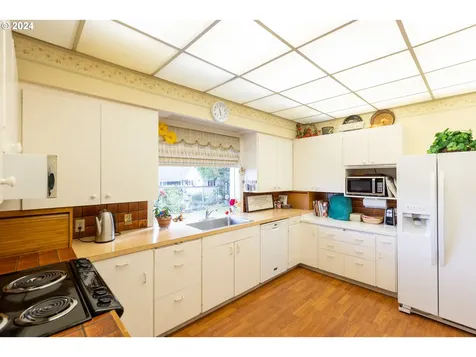 3465 Avalon Drive Hood River OR 97031