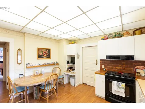 3465 Avalon Drive Hood River OR 97031