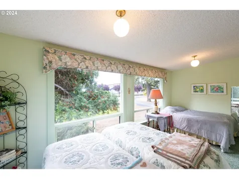 3465 Avalon Drive Hood River OR 97031
