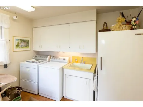 3465 Avalon Drive Hood River OR 97031
