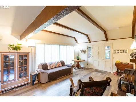 3465 Avalon Drive Hood River OR 97031