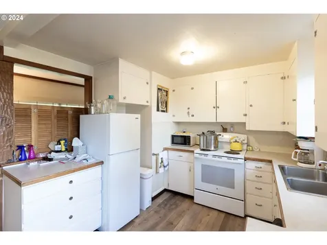 3465 Avalon Drive Hood River OR 97031