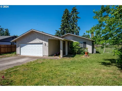 425 49th Loop Springfield OR 97478