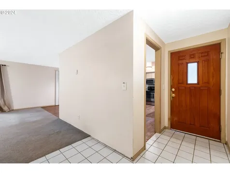 2208 NE 109th Court Vancouver WA 98684