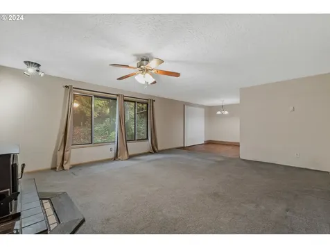 2208 NE 109th Court Vancouver WA 98684