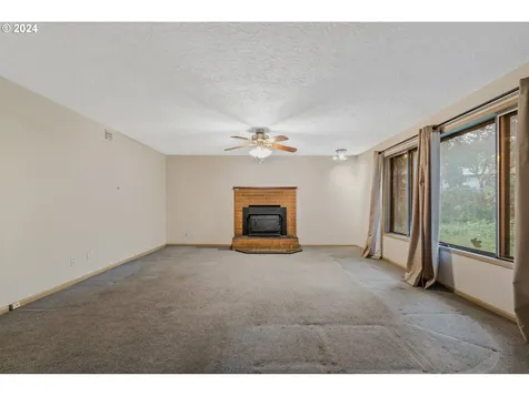 2208 NE 109th Court Vancouver WA 98684