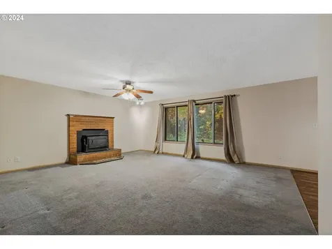 2208 NE 109th Court Vancouver WA 98684