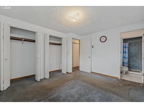 2208 NE 109th Court Vancouver WA 98684