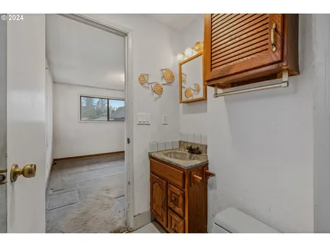 2208 NE 109th Court Vancouver WA 98684