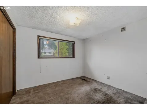 2208 NE 109th Court Vancouver WA 98684