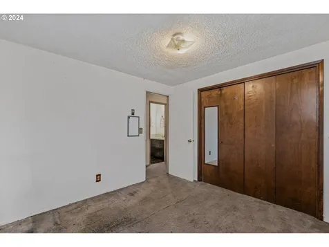 2208 NE 109th Court Vancouver WA 98684