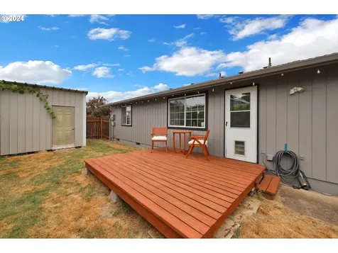 311 W F Street Creswell OR 97426
