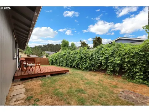 311 W F Street Creswell OR 97426
