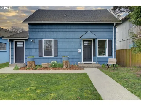 829 7th Avenue Longview WA 98632