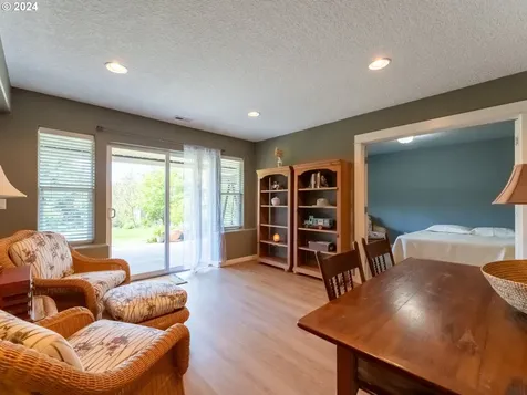 944 W Y Street Washougal WA 98671
