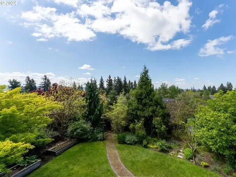 944 W Y Street Washougal WA 98671