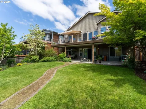 944 W Y Street Washougal WA 98671