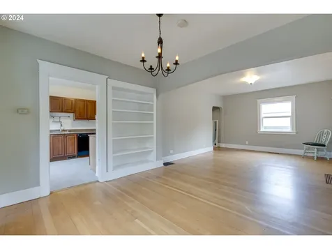 2714 N Jessup Street Portland OR 97217