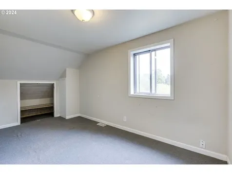 2714 N Jessup Street Portland OR 97217