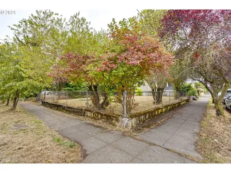 2714 N Jessup Street Portland OR 97217