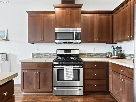 348 N 34th Court Ridgefield WA 98642