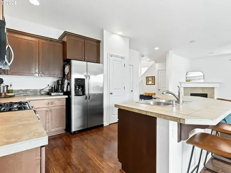 348 N 34th Court Ridgefield WA 98642