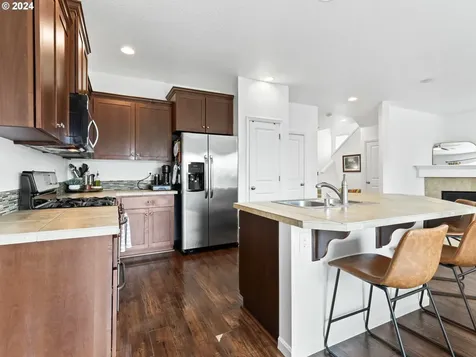 348 N 34th Court Ridgefield WA 98642